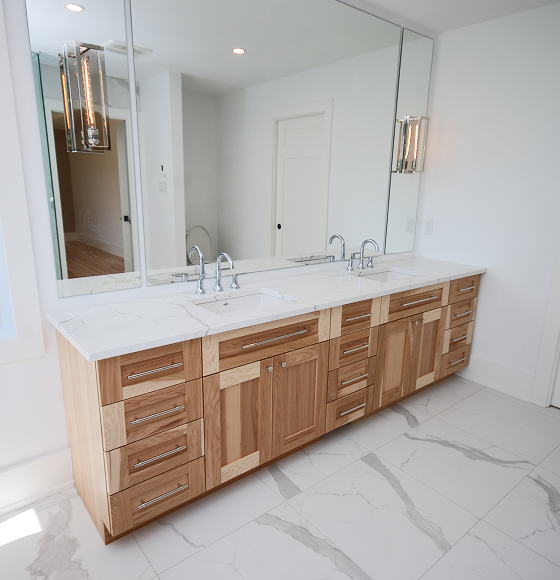 Custom bathroom vanity built by Canadian Woodwork (1 of 4)