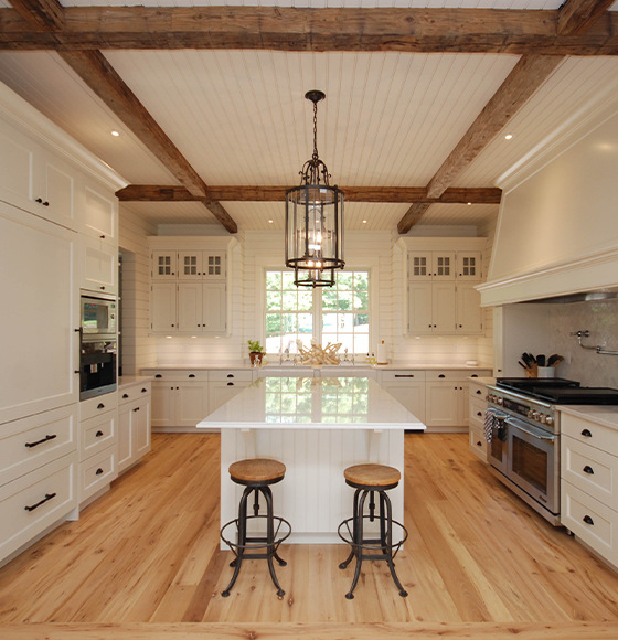Custom kitchen built by Canadian Woodwork (1 of 11)