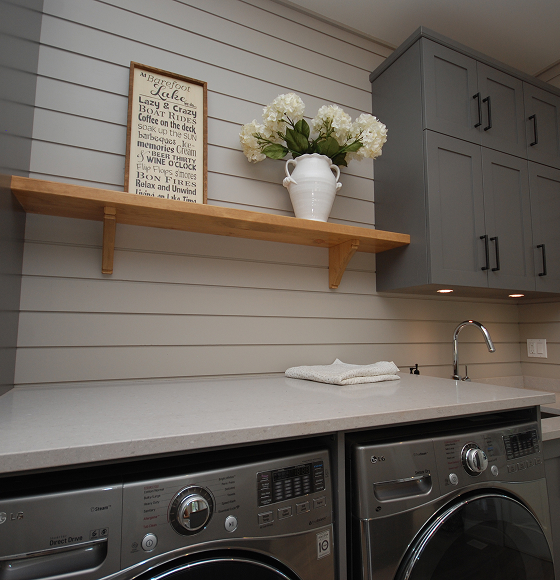 Custom laundry room cabinetry built by Canadian Woodwork (1 of 3)