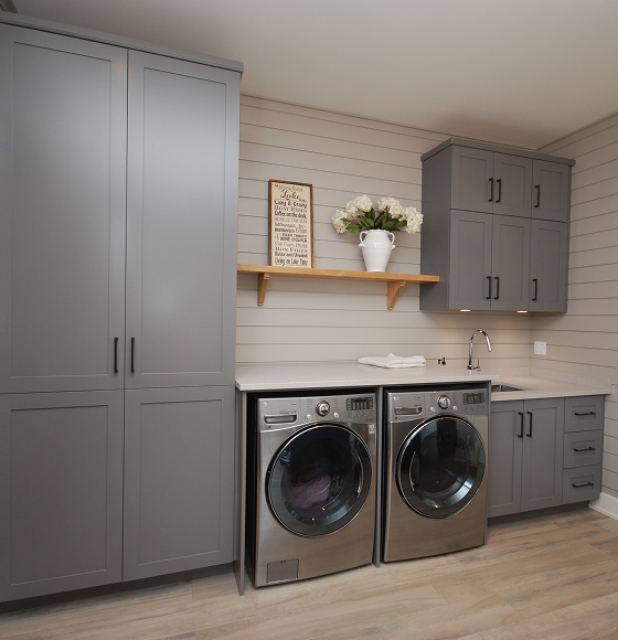 Custom laundry room cabinetry built by Canadian Woodwork (2 of 3)